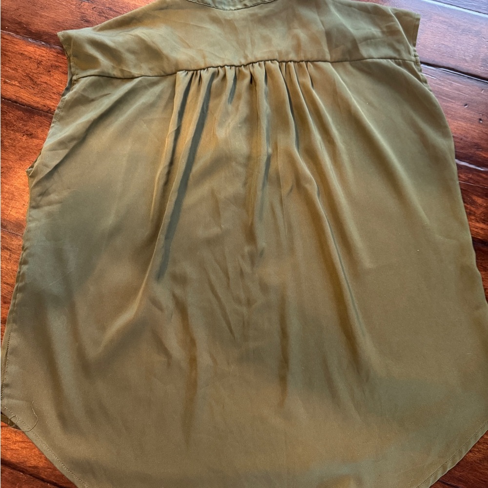 Women's Banana Republic Green Sleeveless Top- Size XS - Picture 8 of 8